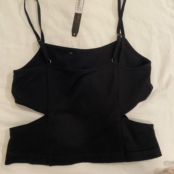 Crop top with side cut outs - Picture 1 of 4